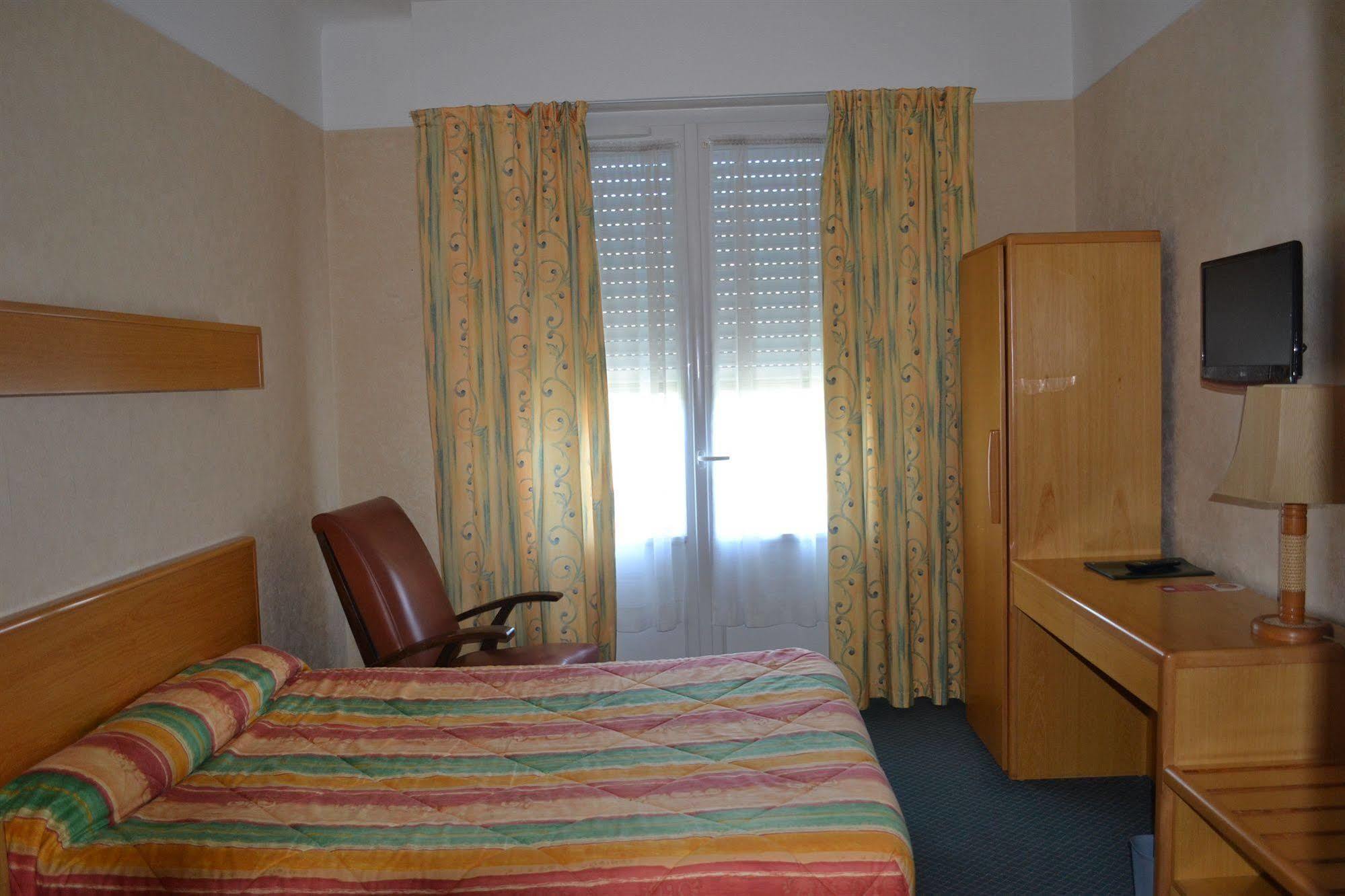 Hotel Le Bretagne Saint-Nazaire  Exterior foto