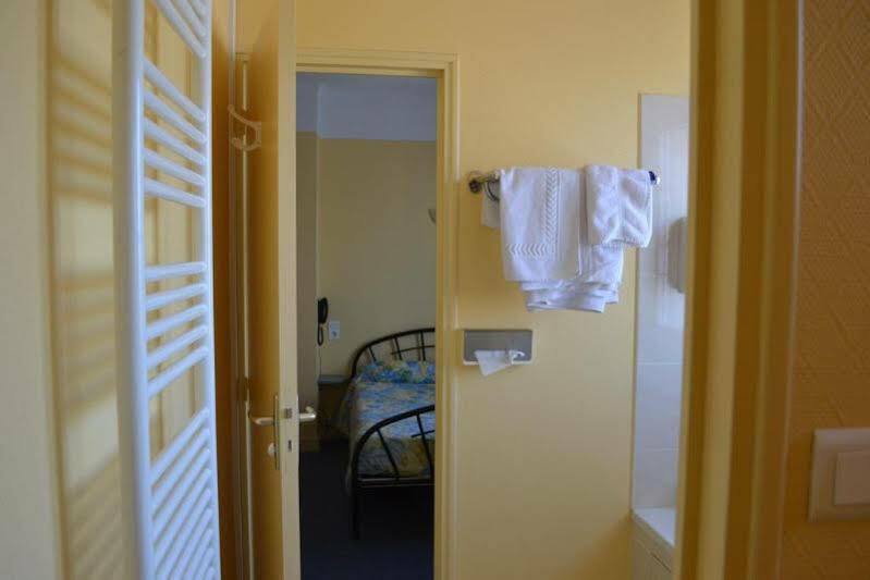 Hotel Le Bretagne Saint-Nazaire  Exterior foto